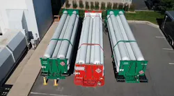 Microsoft used hydrogen stored in tanks on trailers parked outside a lab near Salt Lake City, Utah, to fuel hydrogen fuel cells that powered a row of data center servers. (Photo: Power Innovations.)