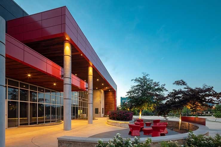 The exterior of the Data Foundry Houston 2 data center. Data Foundry is being acquired by Switch. (Image: Data Foundry)