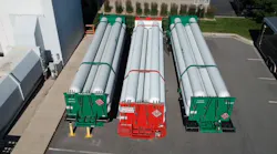 Microsoft used hydrogen stored in tanks on trailers parked outside a lab near Salt Lake City, Utah, to fuel hydrogen fuel cells that powered a row of data center servers. (Photo: Power Innovations.)