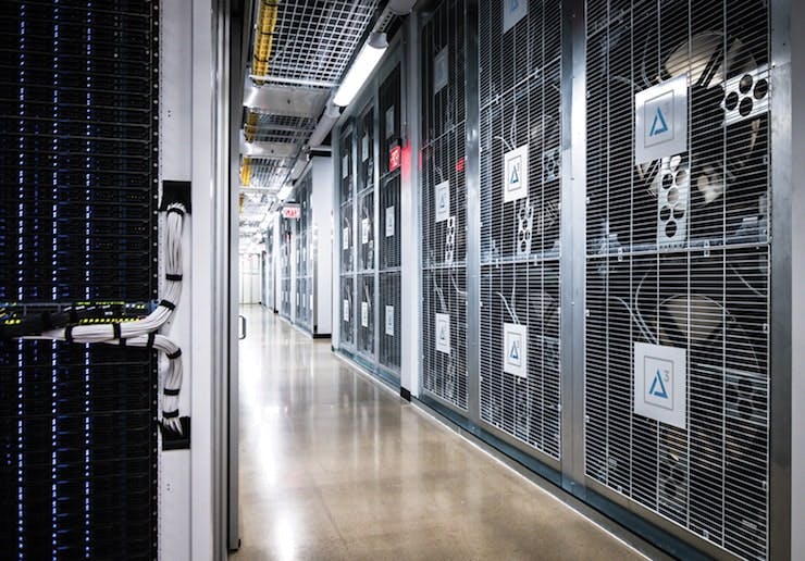 Aligned&rsquo;s intelligent infrastructure allows densification and vertical growth within the same footprint, enabling customers to scale up without disruption, all while maintaining industry-leading Power Usage Effectiveness (PUE). (Photo: Aligned Energy)