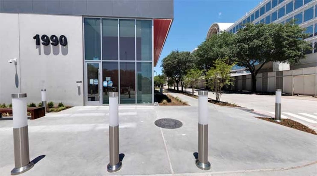 The exterior of the new Equinix DA11 data center at the Dallas Infomart campus. (Image: Equinix)