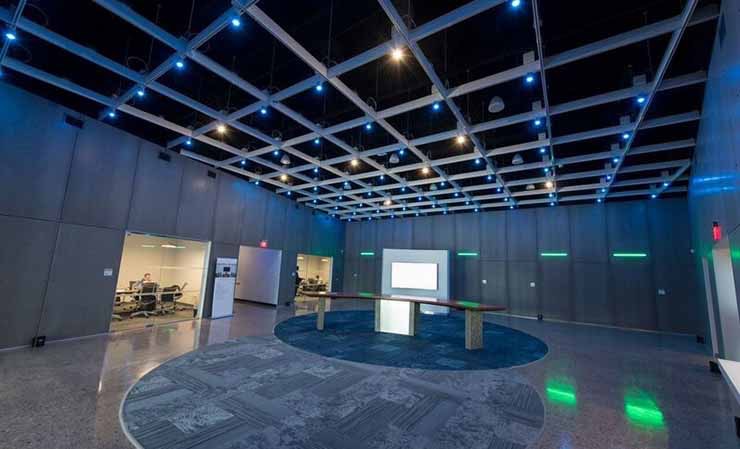 The lobby of the Aligned Energy data center in Phoenix, which is being expanded by 200,000 square feet. (Photo: Aligned Energy)