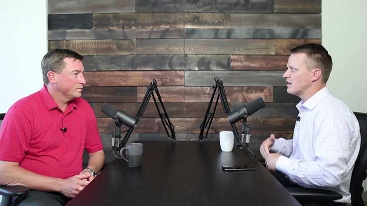 Chris Crosby (left) of Compass talks data centers with David Liggitt of datacenterHawk. (Image: YouTube)