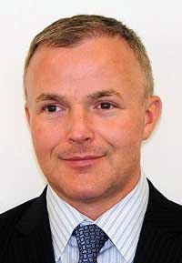 1663195886701 Rwjoelstone200