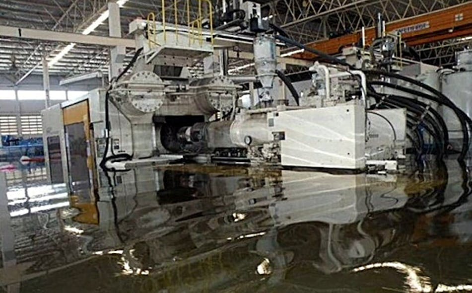 Flooding at a hard disk drive factory in Thailand in 2011. (Image: Amazon Web Services)