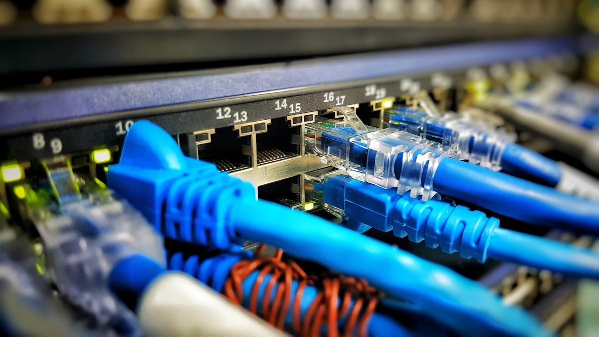 Four Key Data Center Cabling and Networking Design Considerations