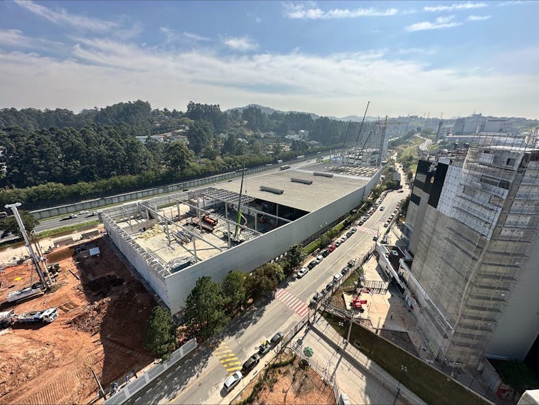 Scala Data Centers&apos; Tambor&eacute; Campus in S&atilde;o Paulo, Brazil. The site&apos;s second phase of development adds142 MW to enable the digital future in LATAM via state-of-the-art sustainable buildings, designed to support high densities up to 70kW per rack and liquid cooling technology for Machine Learning deployments.