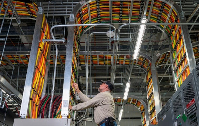 68e5512c23569cf5ad9ab00b Qtsblackstone