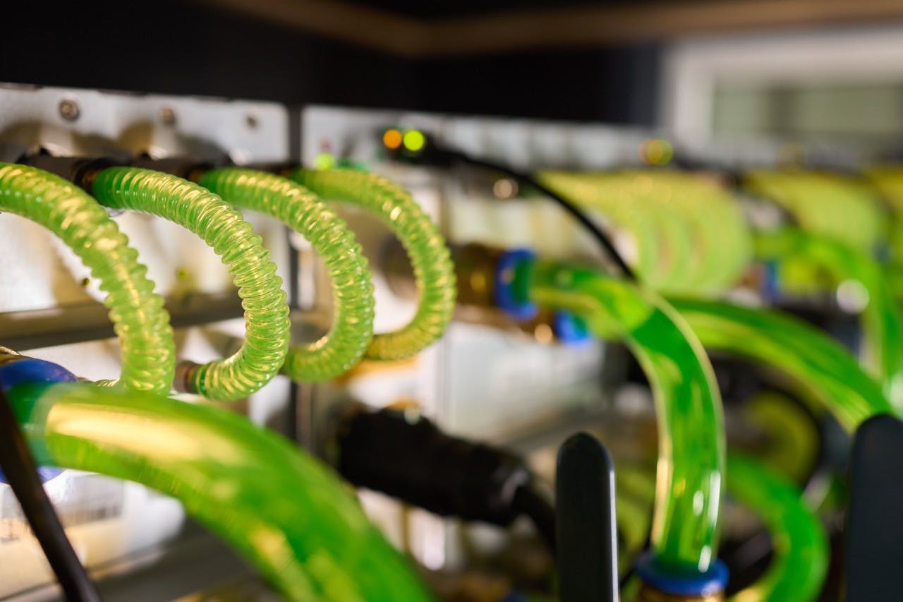 Moog CoreMotion: Coolant Distribution Pump and Intelligent Controls