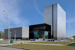 Equinix AM3 and AM4 in Amsterdam Source: https://commons.wikimedia.org/wiki/File:Datacenter_Equinix_AM3_%26_AM4_Amsterdam.jpg